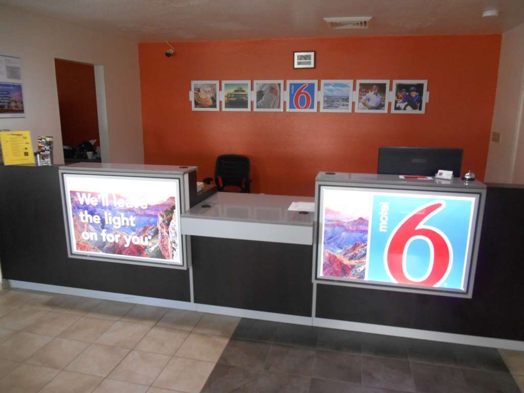 麦迪逊维尔6号酒店 Madisonville 内观 照片